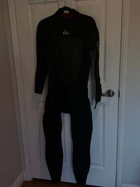 Quiksilver Men's XL Syncro 4/3mm Back Zip Full Wetsuit NWT